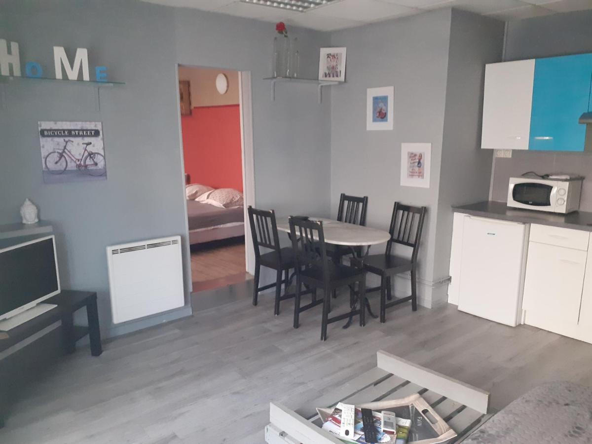 Ferienwohnung Au Coup De Coeur Colmar Exterior foto