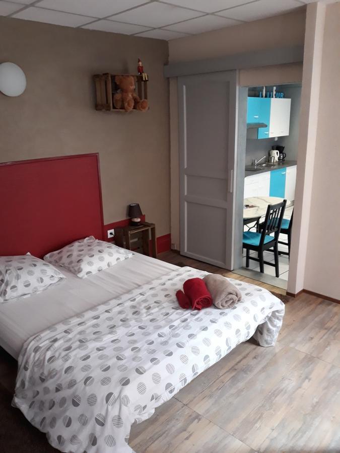 Ferienwohnung Au Coup De Coeur Colmar Exterior foto